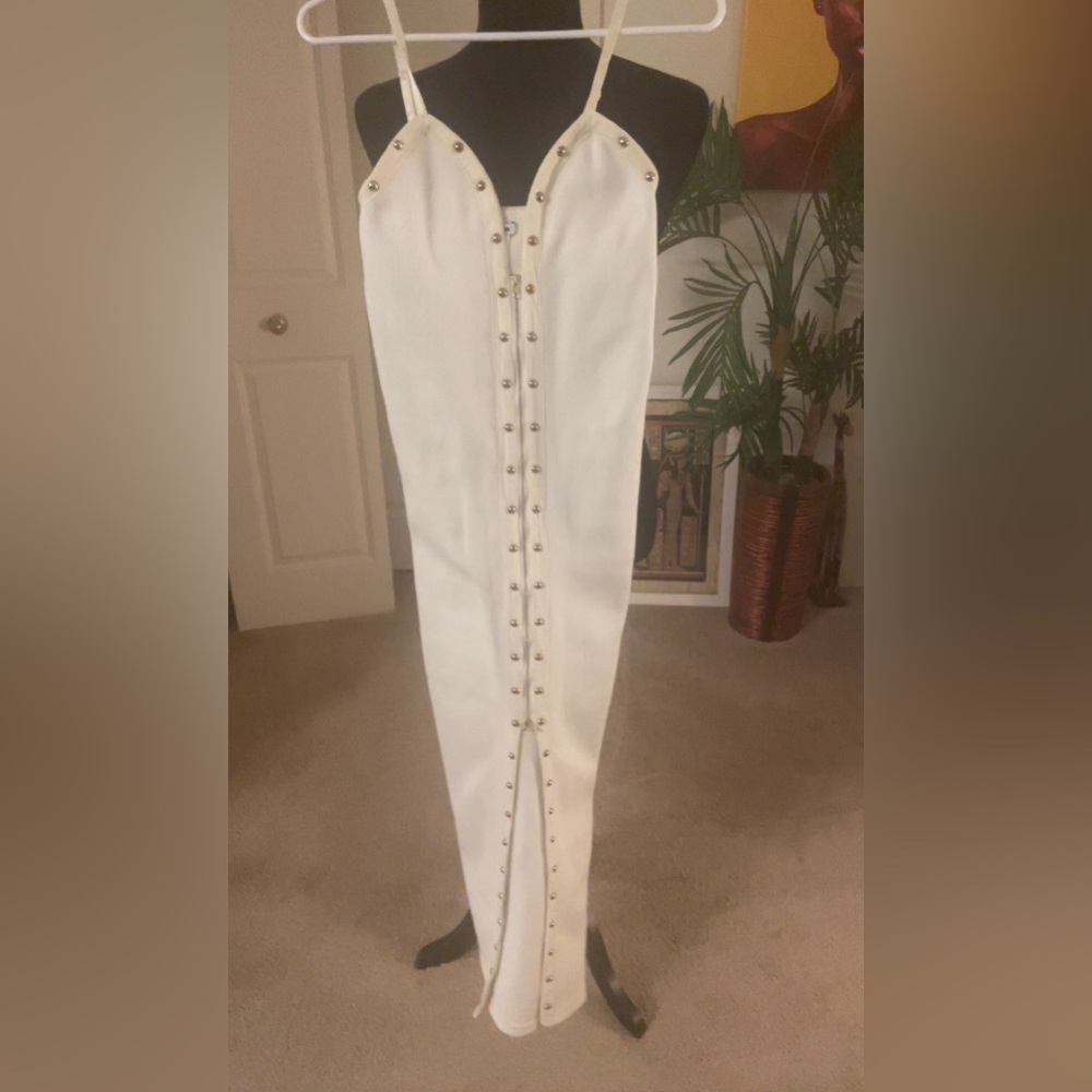 White ribbed dress